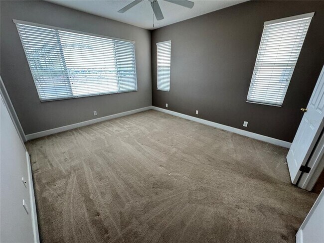 Building Photo - 1143 Venetian Harbor Dr NE
