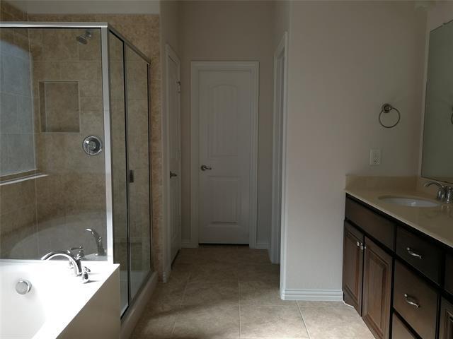 Building Photo - 2019 San Marino Ln