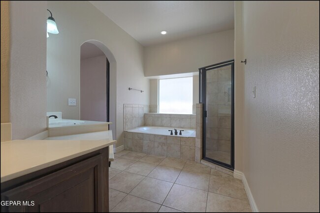 Building Photo - 11420 Victor Flores Pl