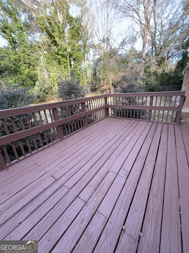 Building Photo - 463 Rock Meadow Dr