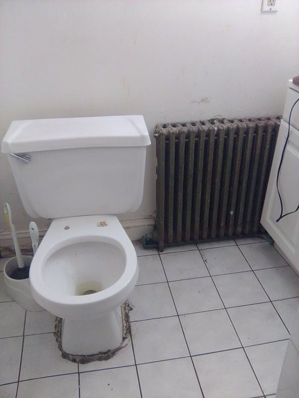 Building Photo - 325 Pershing Ave