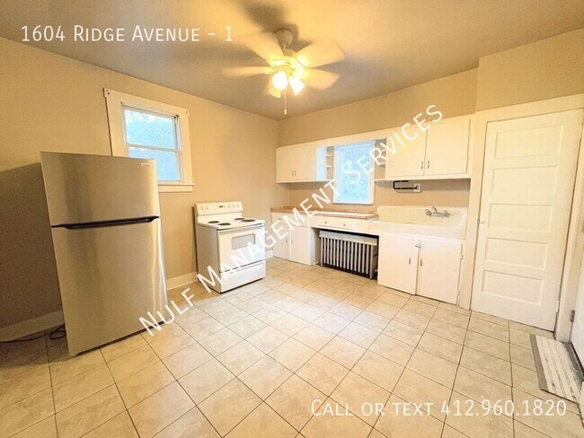 Building Photo - 1604 Ridge Ave