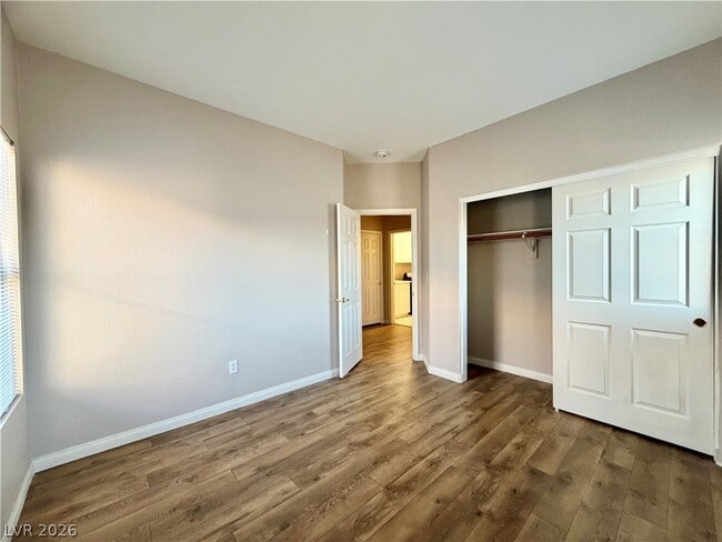 Building Photo - 8917 Waltzing Waters Ct