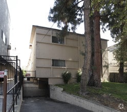 Building Photo - GL2 - Little Gilmore