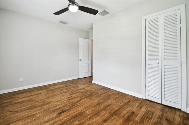 Building Photo - 308 N Gomez Ave