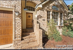 Building Photo - 6127 Oakwood Trail