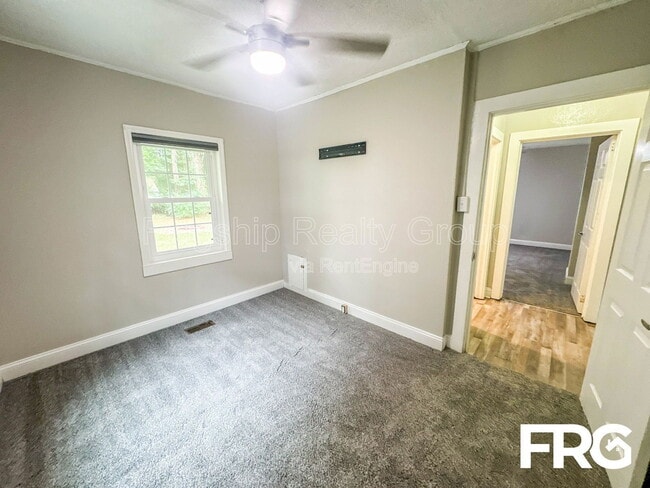 Building Photo - 2310 N Beston Rd