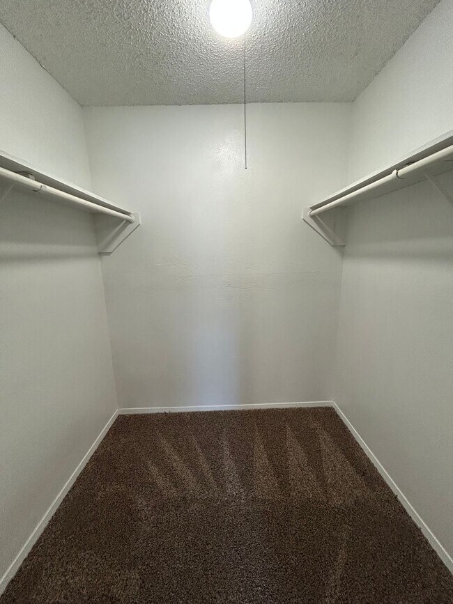 Building Photo - Saginaw Texas Homes for Rent "Eagle Mtn-Sa...