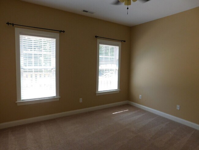 Building Photo - 300 Taliaferro Ln