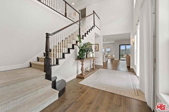 Building Photo - 11925 N Ricasoli Way