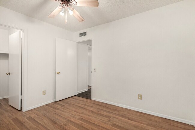 Building Photo - 21057 N 34th Dr