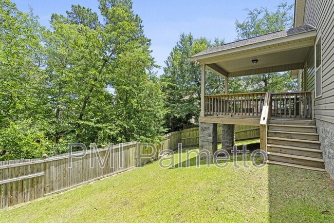 Building Photo - 634 Pine Lilly Dr
