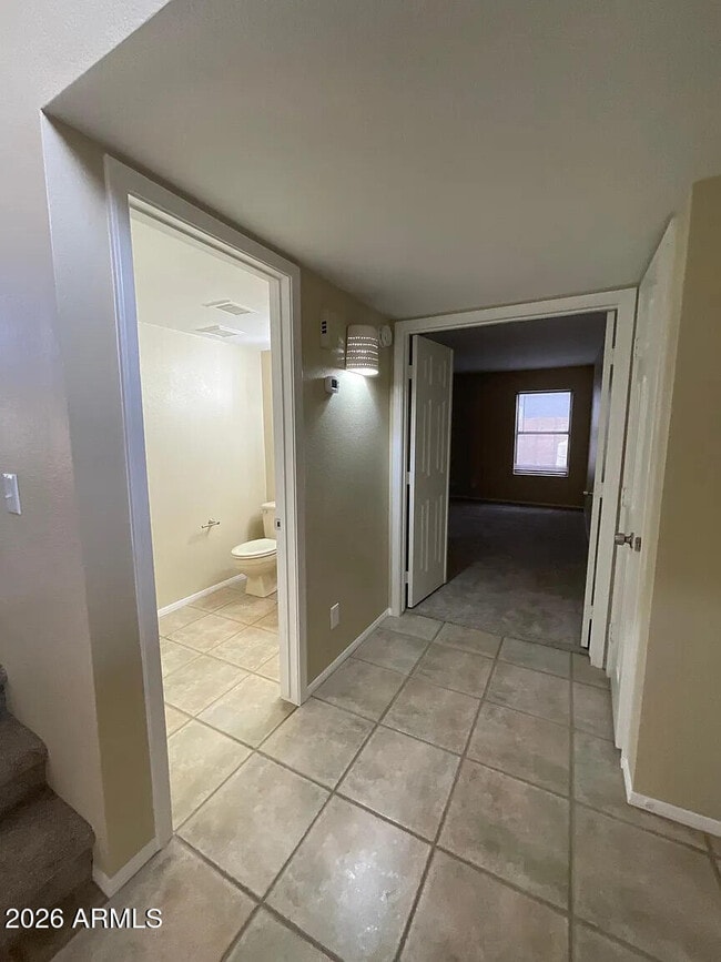 Building Photo - 5125 E Fellars Dr