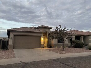 Building Photo - Coming Soon! 4 Bedroom 2 Bath!