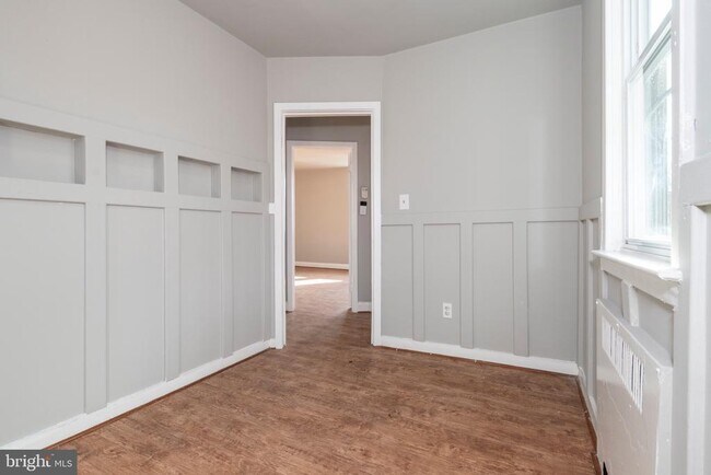 Building Photo - 6116 Moyer Ave