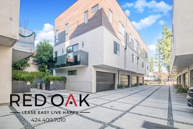 Building Photo - 18303 Oakbury Cir