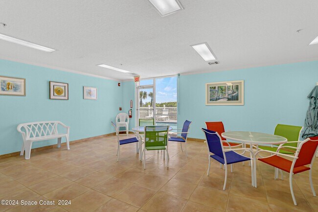 Building Photo - 2805 N Hwy A1A