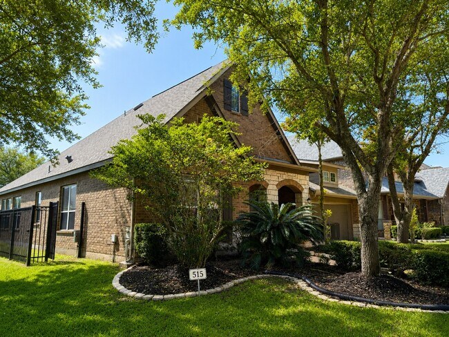 Building Photo - 515 Newington Ln