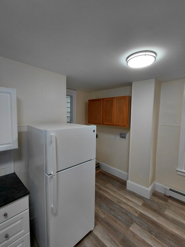 Building Photo - 163 Washington St