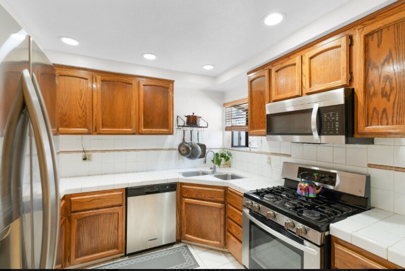 Building Photo - 7417 Auburn Oaks Ct