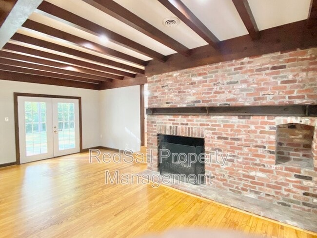 Building Photo - 801 Wormley Creek Dr