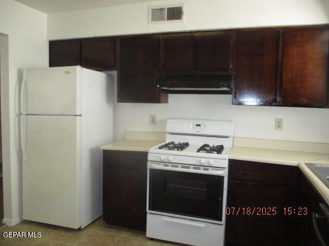 Building Photo - 231 Flynn Dr