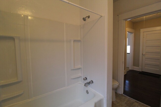 Building Photo - Spacious 2 Bedroom Duplex by KU MED