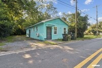Building Photo - Charming 1BR Duplex in Fort Valley