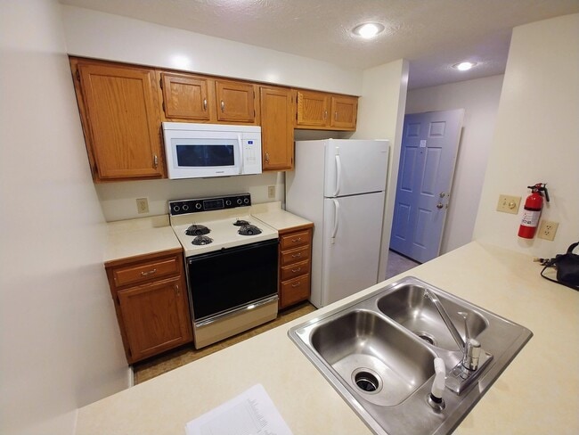 Building Photo - South College Mall Road - August 2026