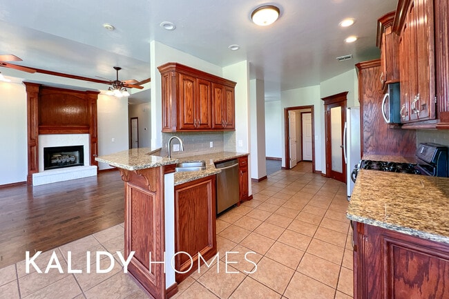 Building Photo - 3817 Kindle Ln