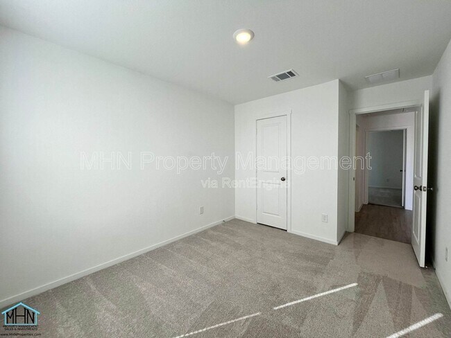 Building Photo - 12931 Kathleen St