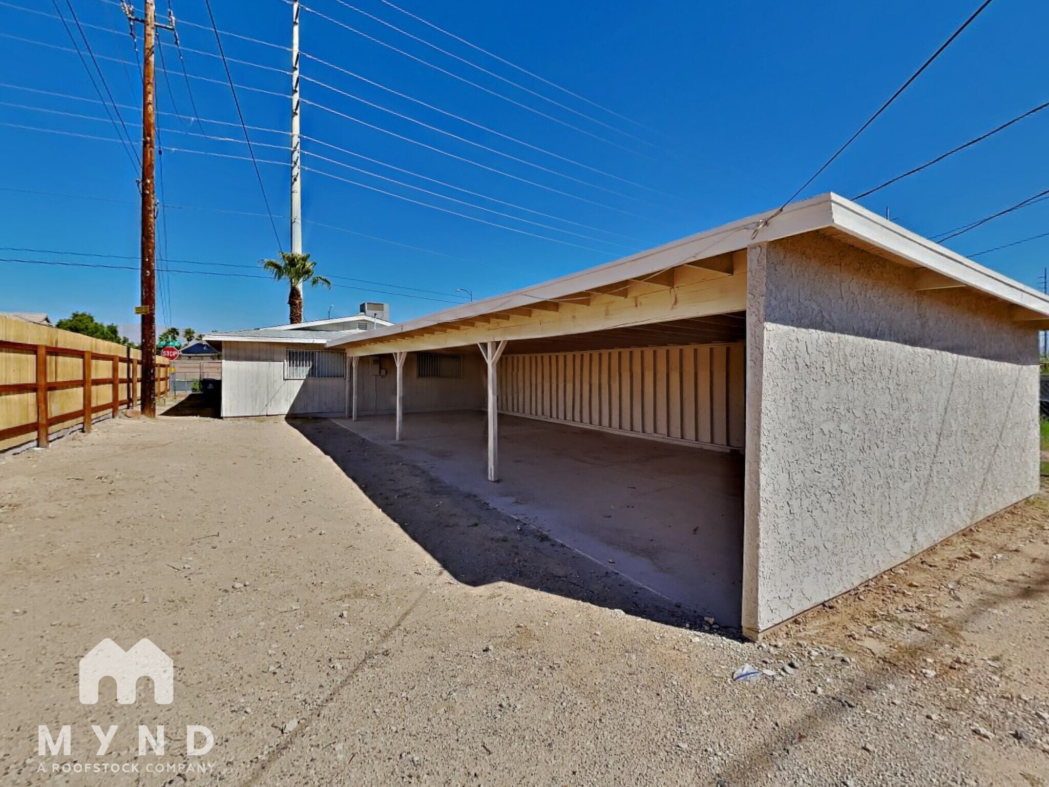 Building Photo - 893 W Carey Ave