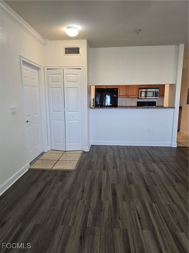 Building Photo - 13110 Bella Casa Cir