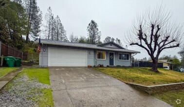 Building Photo - 3 Bedroom Home on cul-de-sac Road