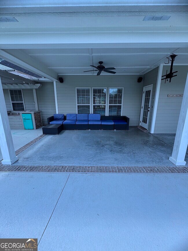 Building Photo - 5049 Carlton Ridge Cir