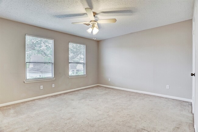 Building Photo - 11530 Ella Lee Dr
