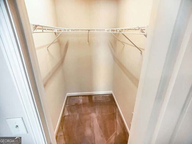 Building Photo - 206 Madison Ave