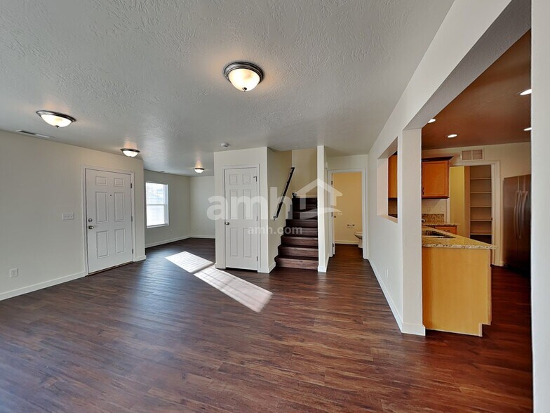 Building Photo - 4977 S Mosser Way
