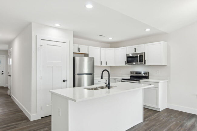Building Photo - 4029 Cedar Fls Ln