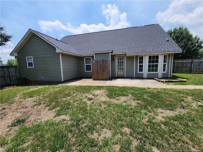Building Photo - 1549 Laurel Oak Dr