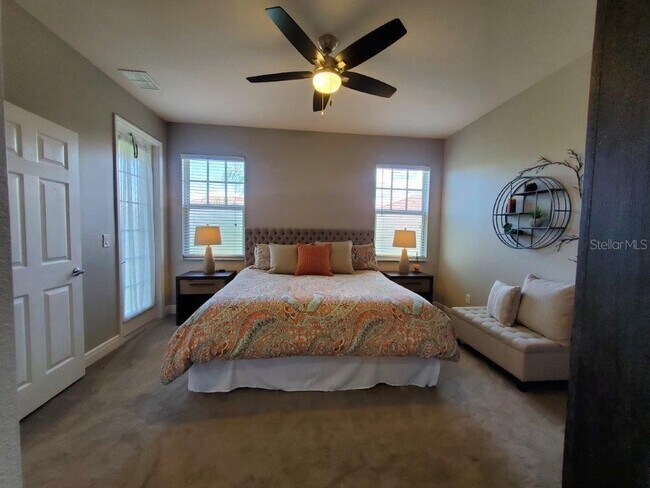 Building Photo - 240 West End Dr