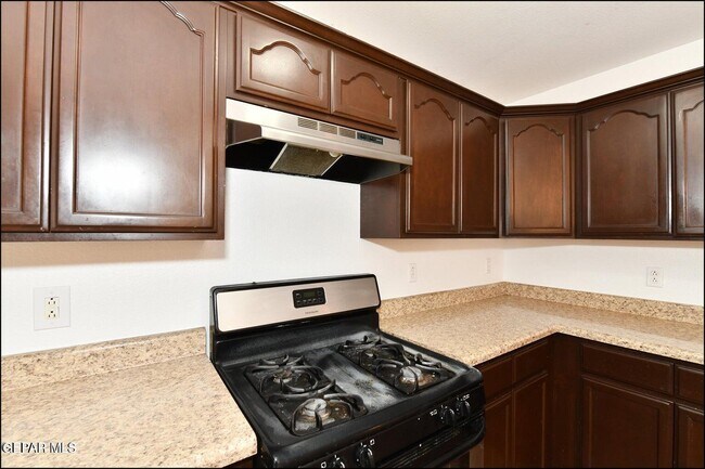 Building Photo - 1591 Hartsdale Dr