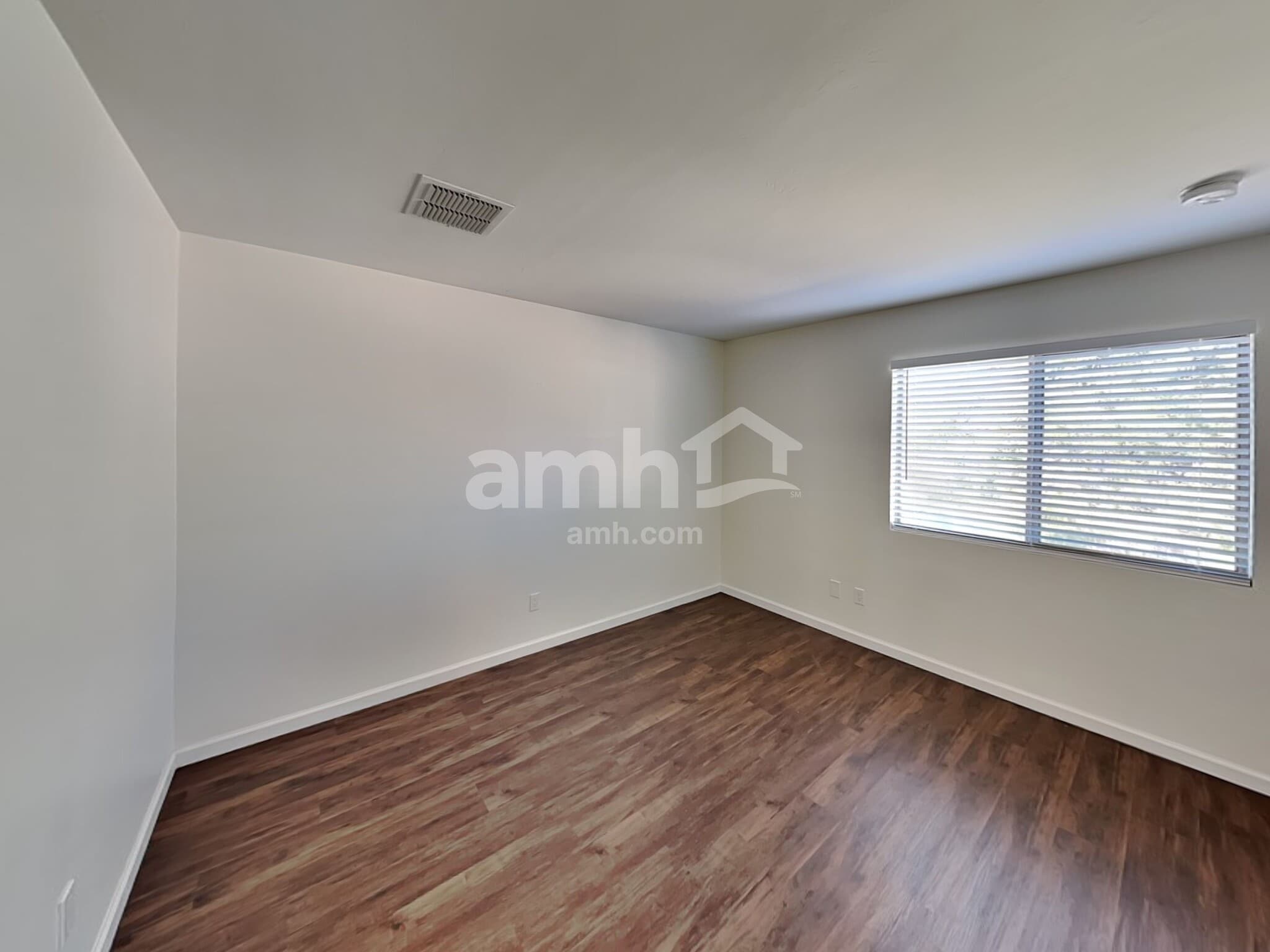 Building Photo - 786 W Cholla Crest Dr