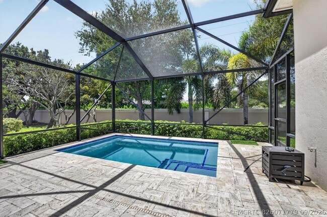 Building Photo - 10 Lake Eden Dr