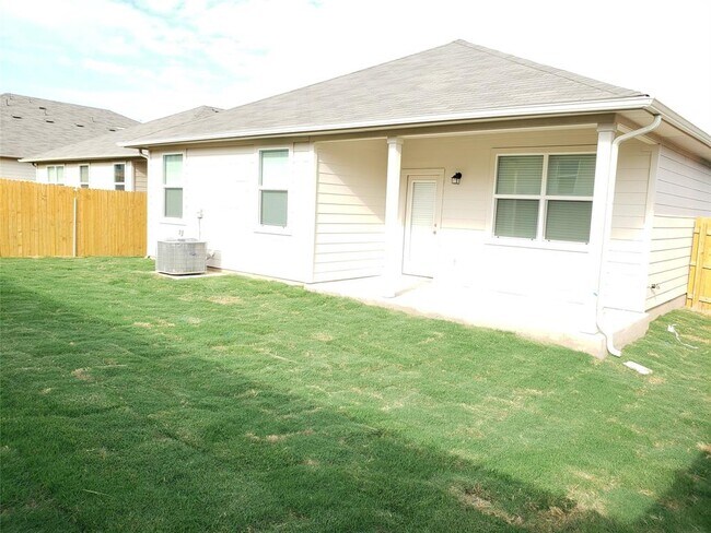 Building Photo - 118 Lullaby Dr