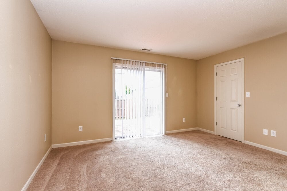 Building Photo - 15281 Ten Point Dr