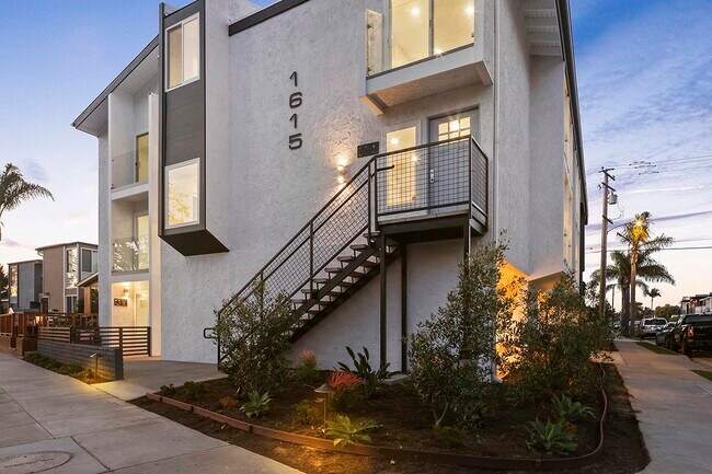 Building Photo - 1615 Electric Ave