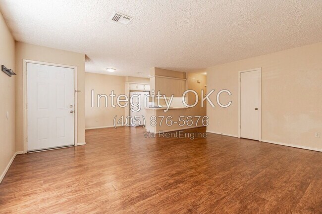 Building Photo - 618 Welston Cir