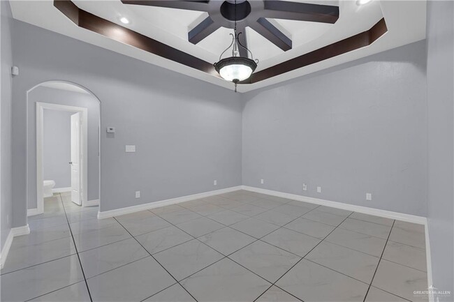 Building Photo - 7725 Wagon Trail Dr