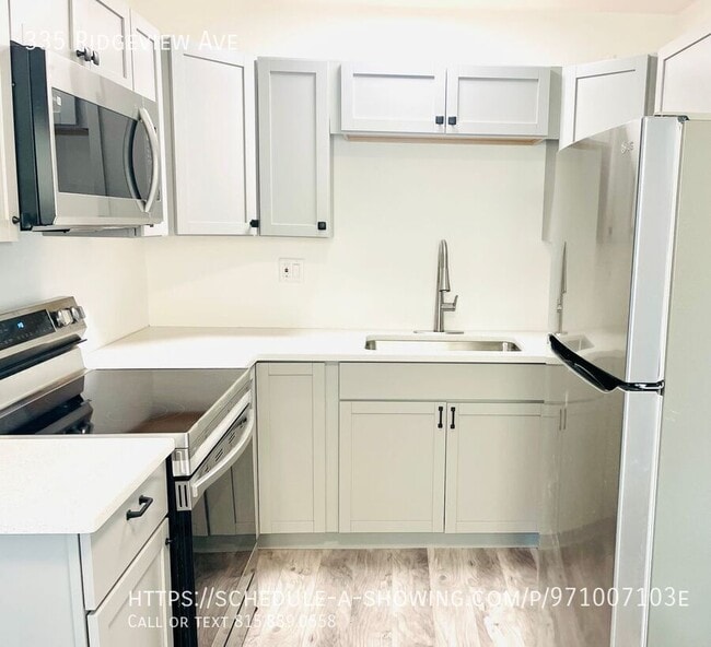 Building Photo - 335 Ridgeview Ave